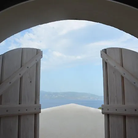 Willa Agapi Mou Karavomylos