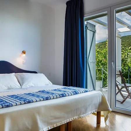 Agapi Mou Karavomylos