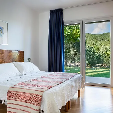 Agapi Mou Karavomylos